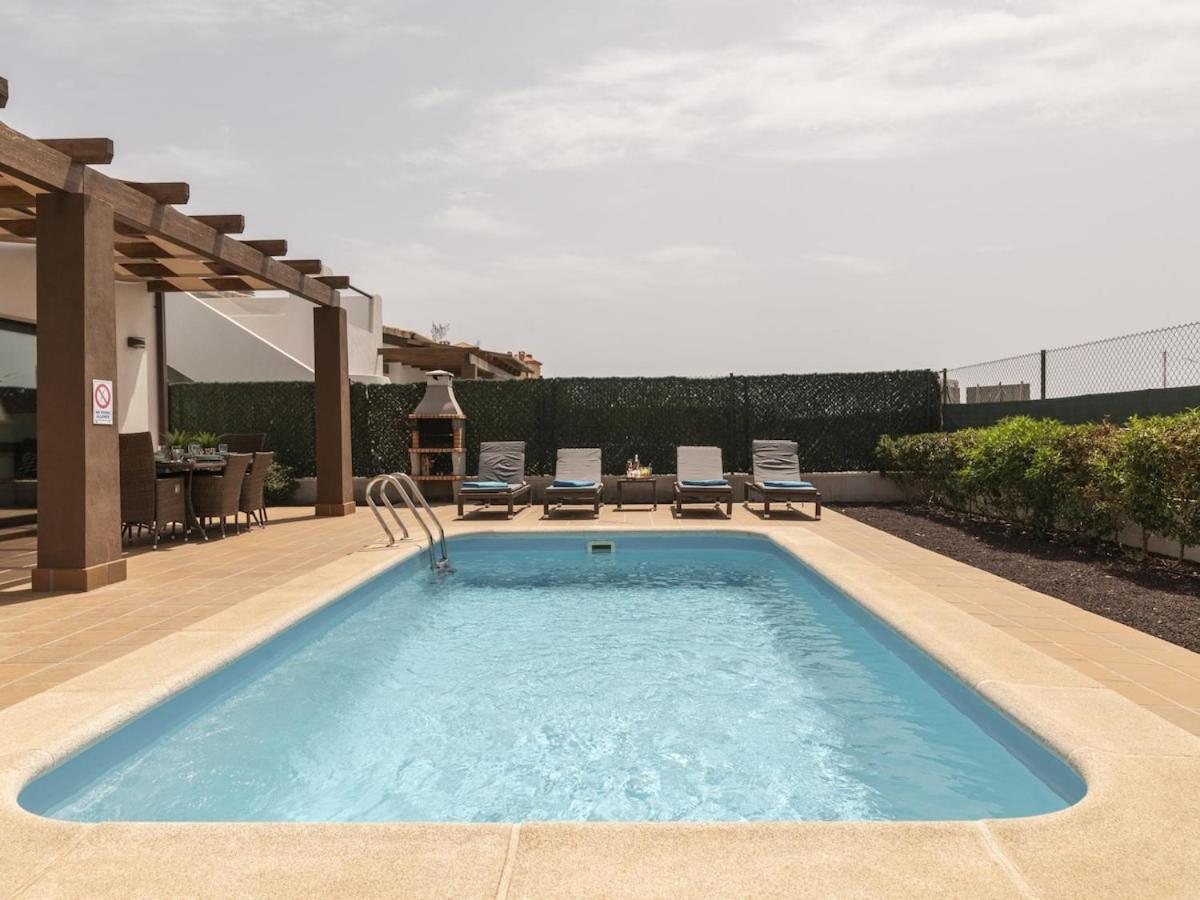 Lightbooking Pueblo Majorero Piscina Climatizada Jove 10 Caleta De Fuste Exterior foto